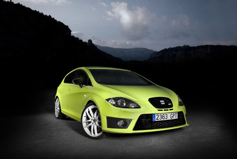 Seat León Cupra R, una fiera anda suelta por la ciudad