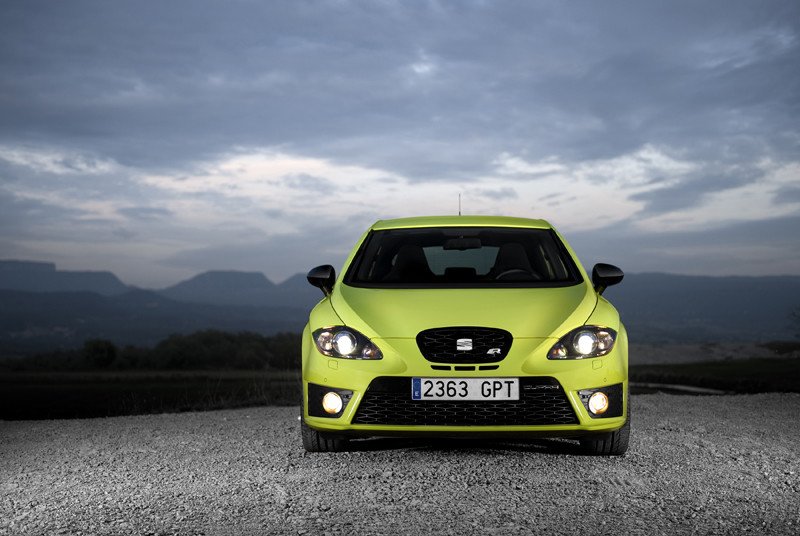 Seat León Cupra R, una fiera anda suelta por la ciudad