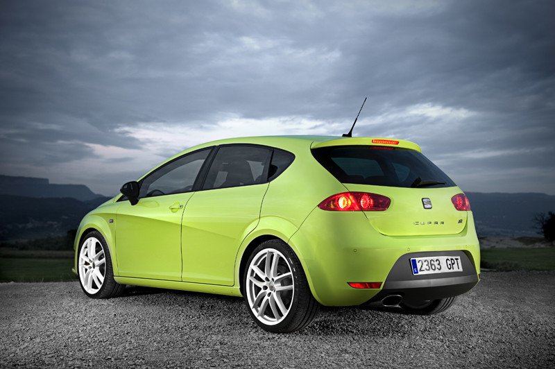 Seat León Cupra R, una fiera anda suelta por la ciudad