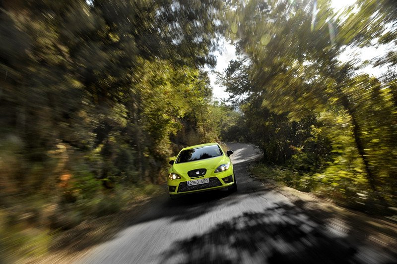 Seat León Cupra R, una fiera anda suelta por la ciudad