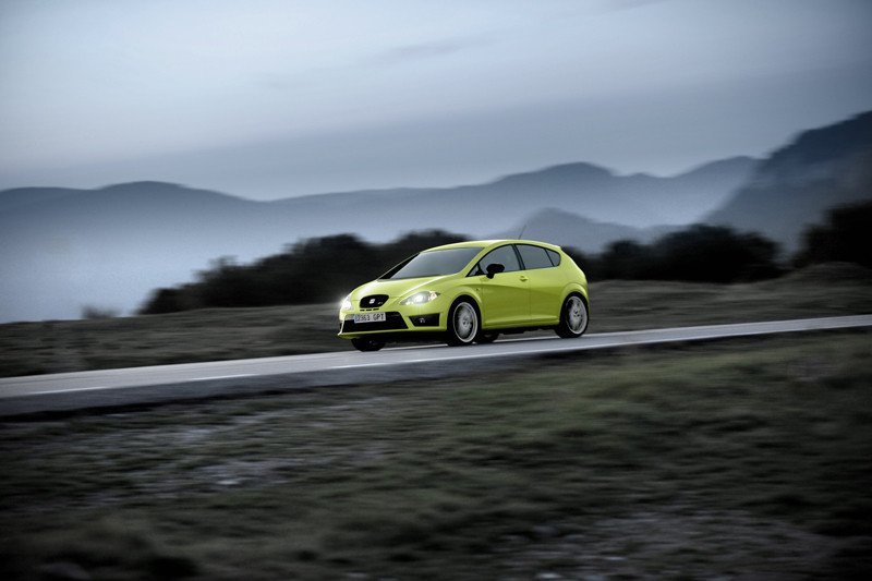 Seat León Cupra R, una fiera anda suelta por la ciudad