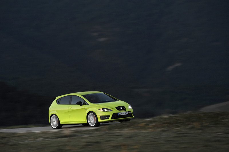 Seat León Cupra R, una fiera anda suelta por la ciudad