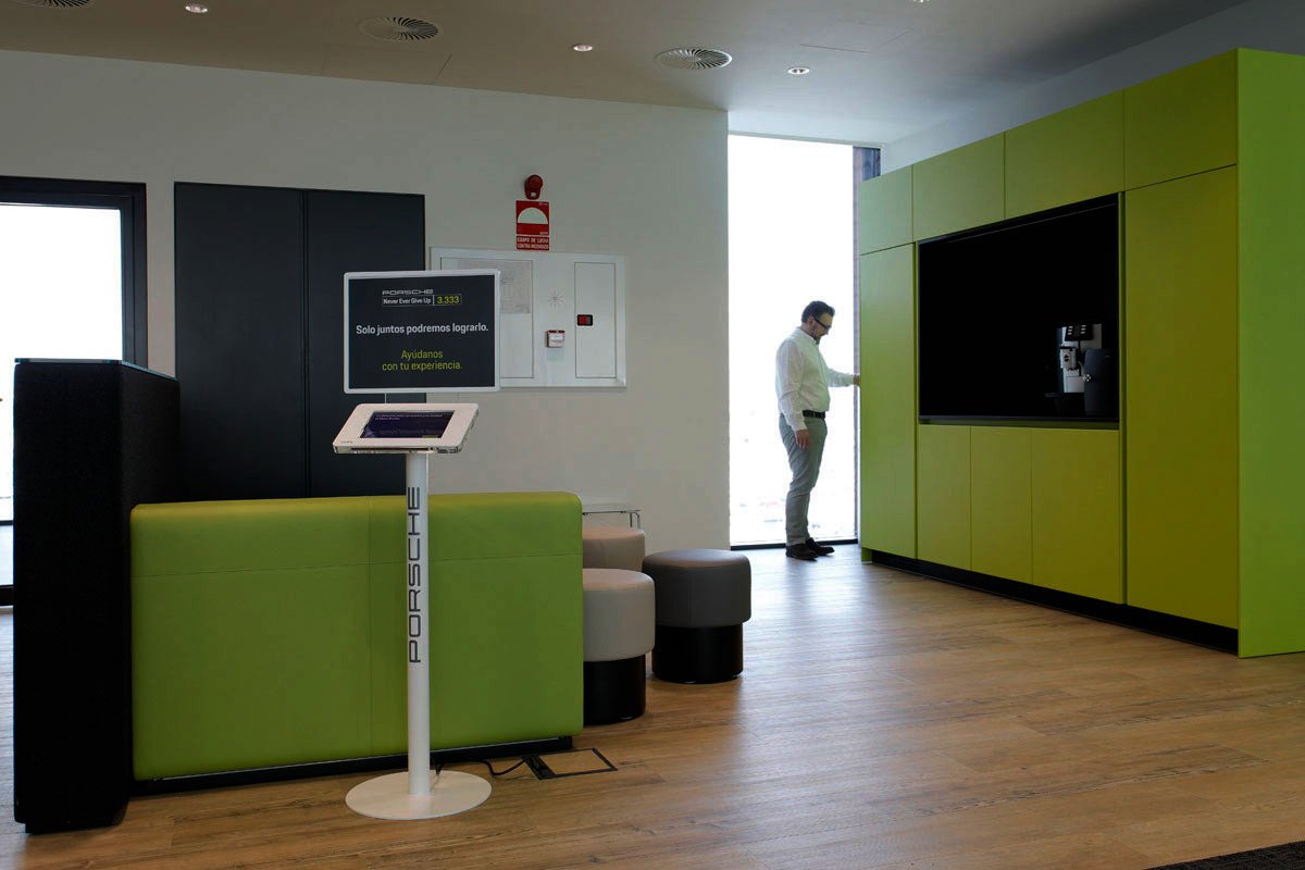 Nuevo Centro Porsche Madrid Norte: emoción en todos los rincones