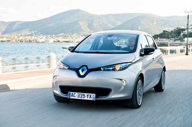Nuevas tarifas de aparcamiento SER para coches híbridos en Madrid