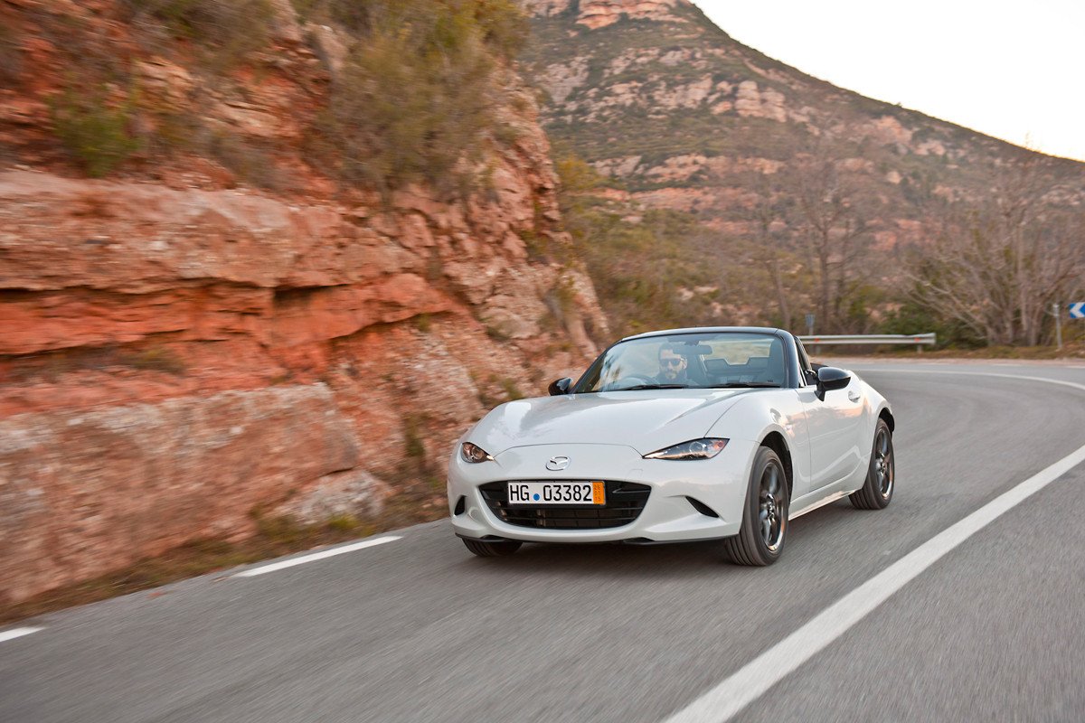 Video: El nuevo Mazda MX-5 cada vez más cerca