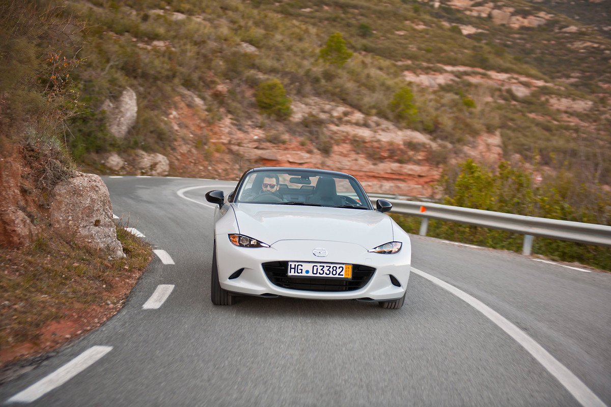 Video: El nuevo Mazda MX-5 cada vez más cerca