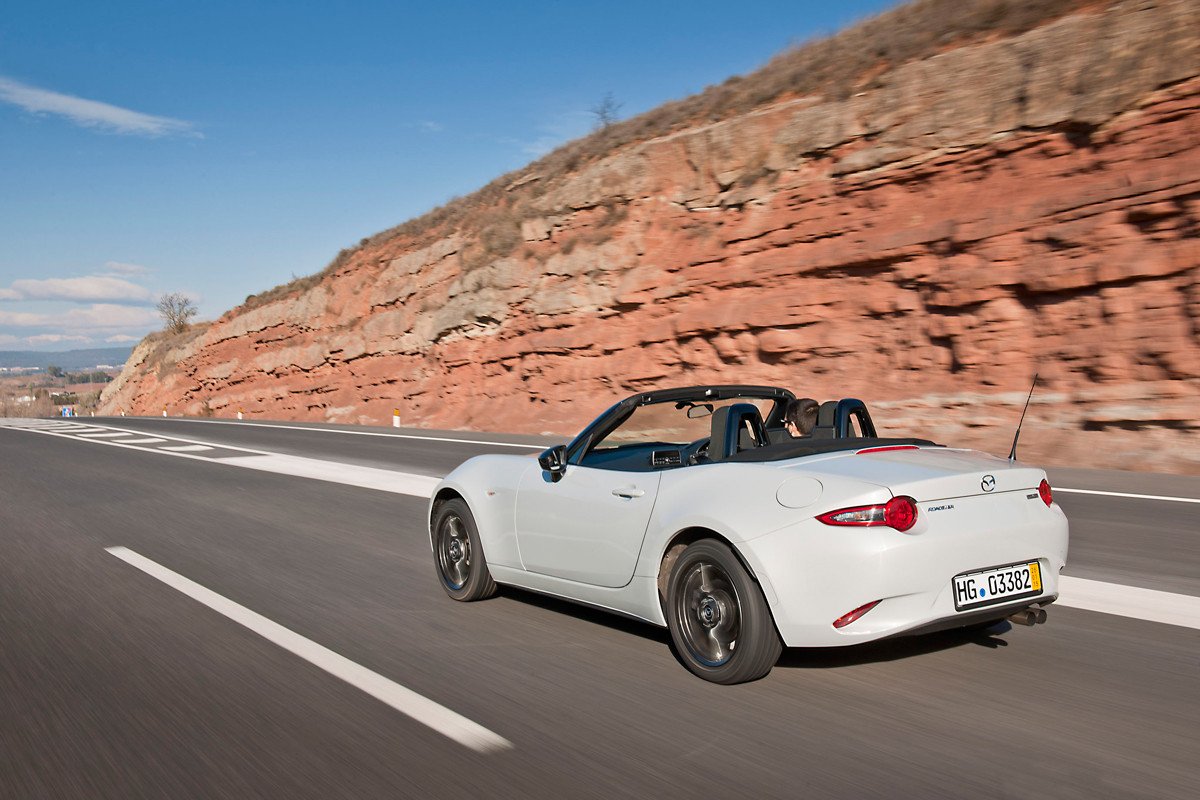 Video: El nuevo Mazda MX-5 cada vez más cerca