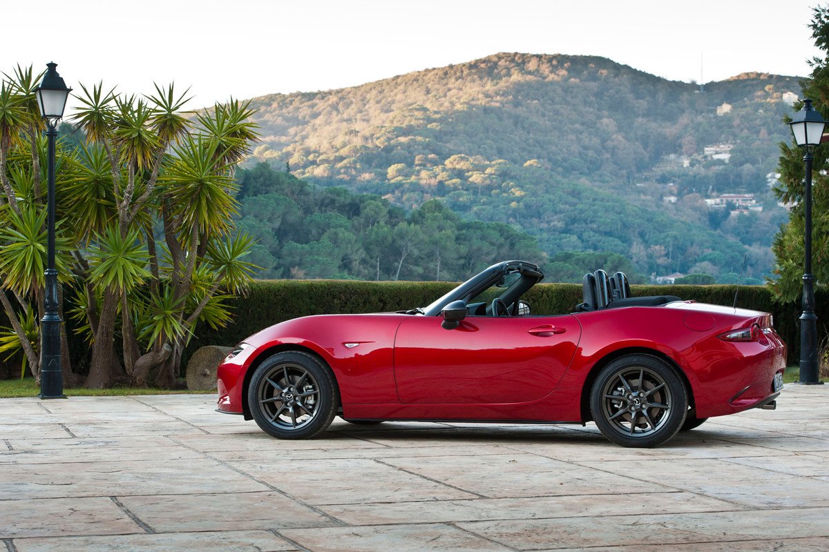 Video: El nuevo Mazda MX-5 cada vez más cerca