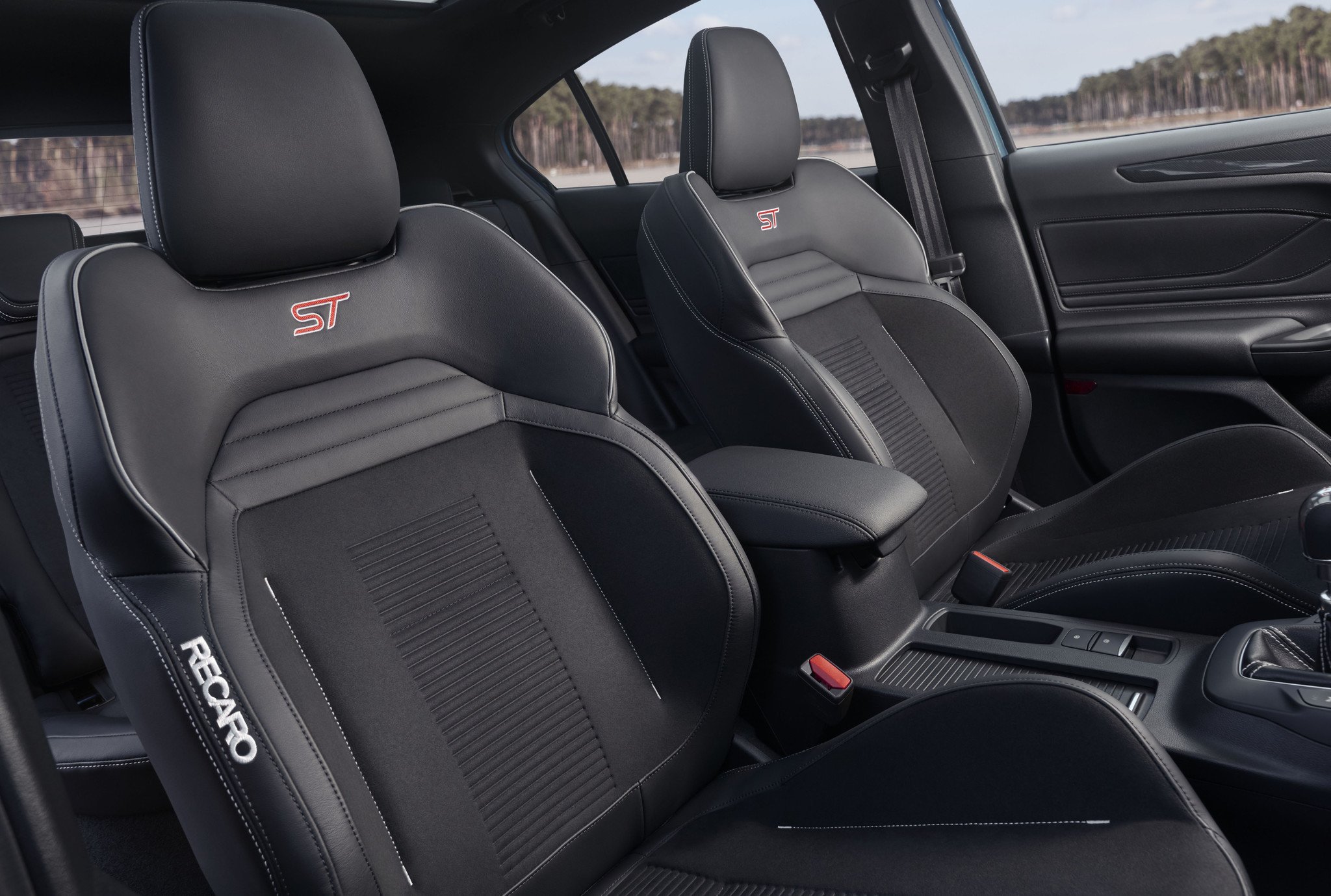 Recaro