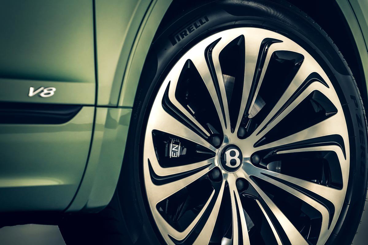 Bentley Bentayga: pequeños retoques para seguir luchando por ser el SUV más lujoso