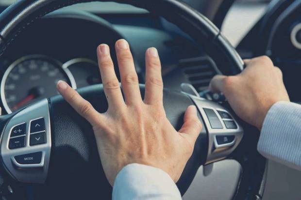 ¿Vibra tu coche a alta velocidad? Te contamos los motivos