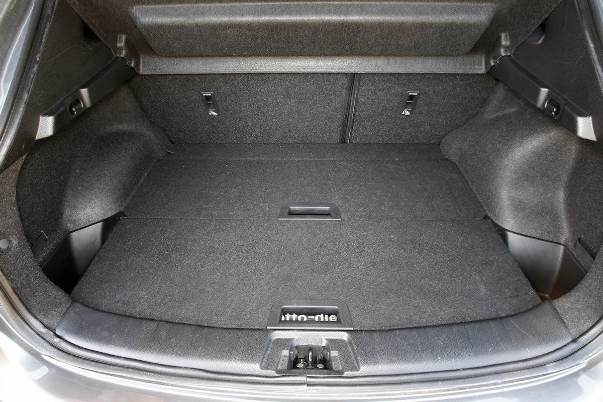 Enfrentados: Seat León contra Nissan Qashqai