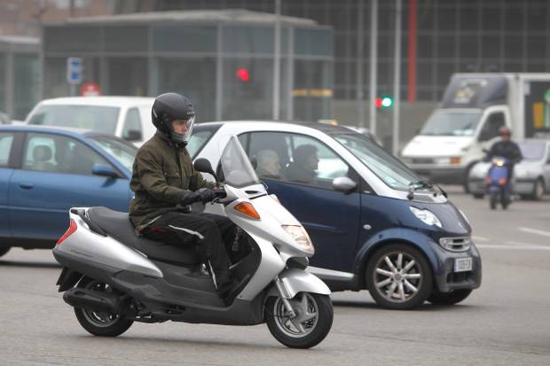 Convalidar el carnet de coche para moto y tipos de carnets de motos
