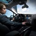 ¿Por qué huele mal el aire acondicionado de mi coche? La DGT nos dice cómo solucionarlo
