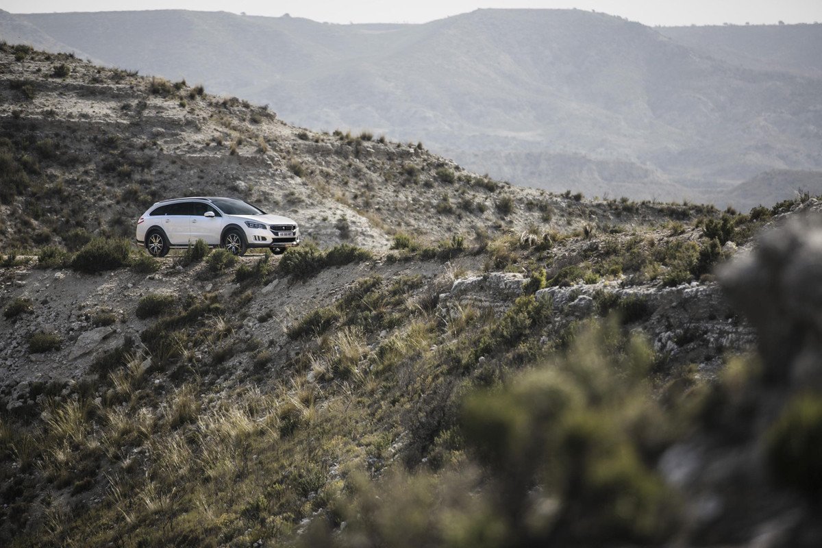 Nuevo motor 2.0 BlueHDi para el Peugeot 508 RXH