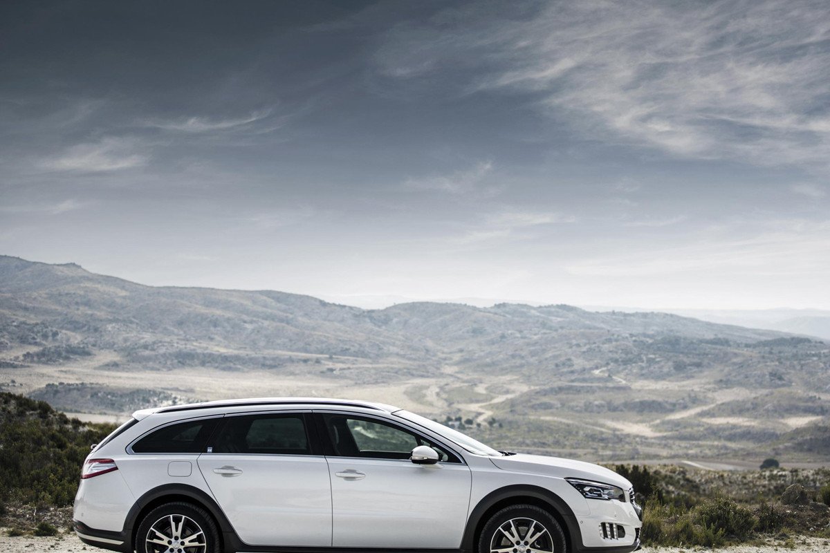 Nuevo motor 2.0 BlueHDi para el Peugeot 508 RXH
