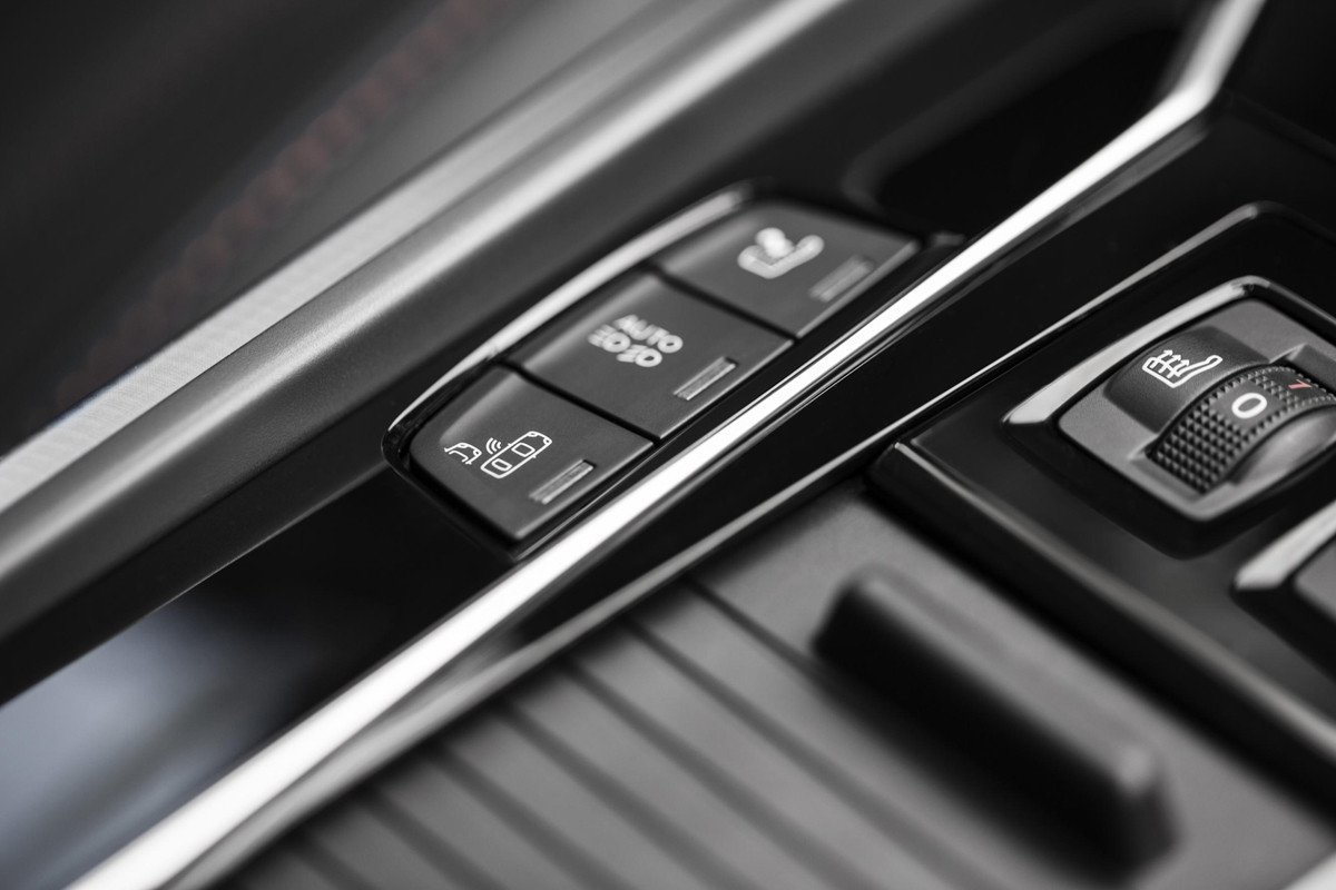 Nuevo motor 2.0 BlueHDi para el Peugeot 508 RXH