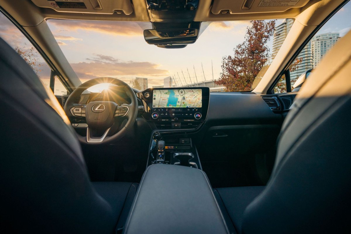 Lexus NX 2024