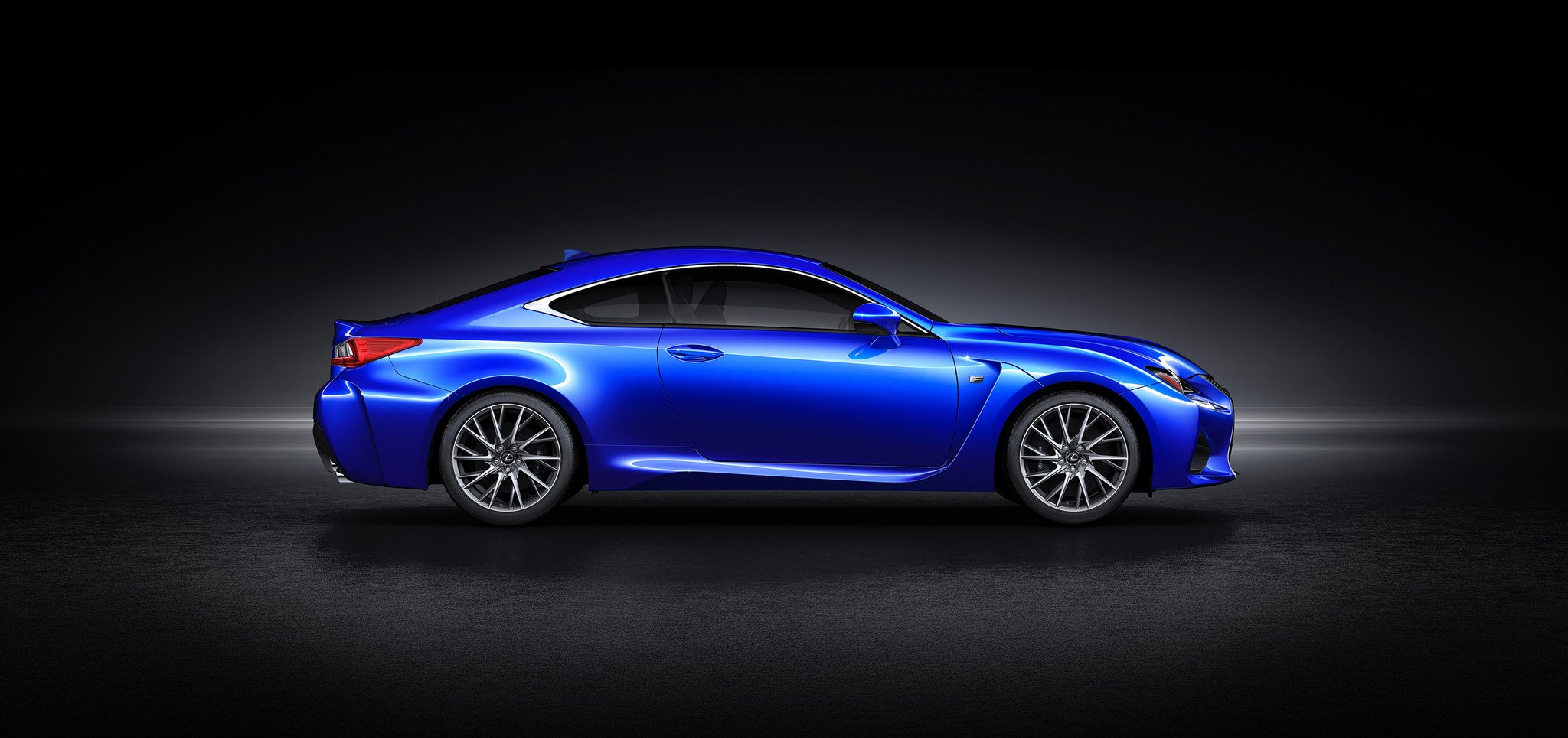 Lexus RC F, la versión coupé del Lexus IS se presenta en Detroit