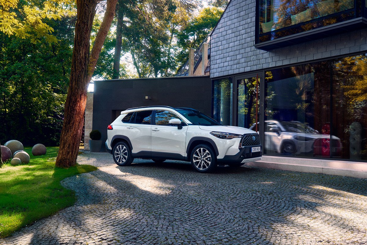 Todos los detalles y precios del nuevo Toyota Corolla Cross que llega a finales de año