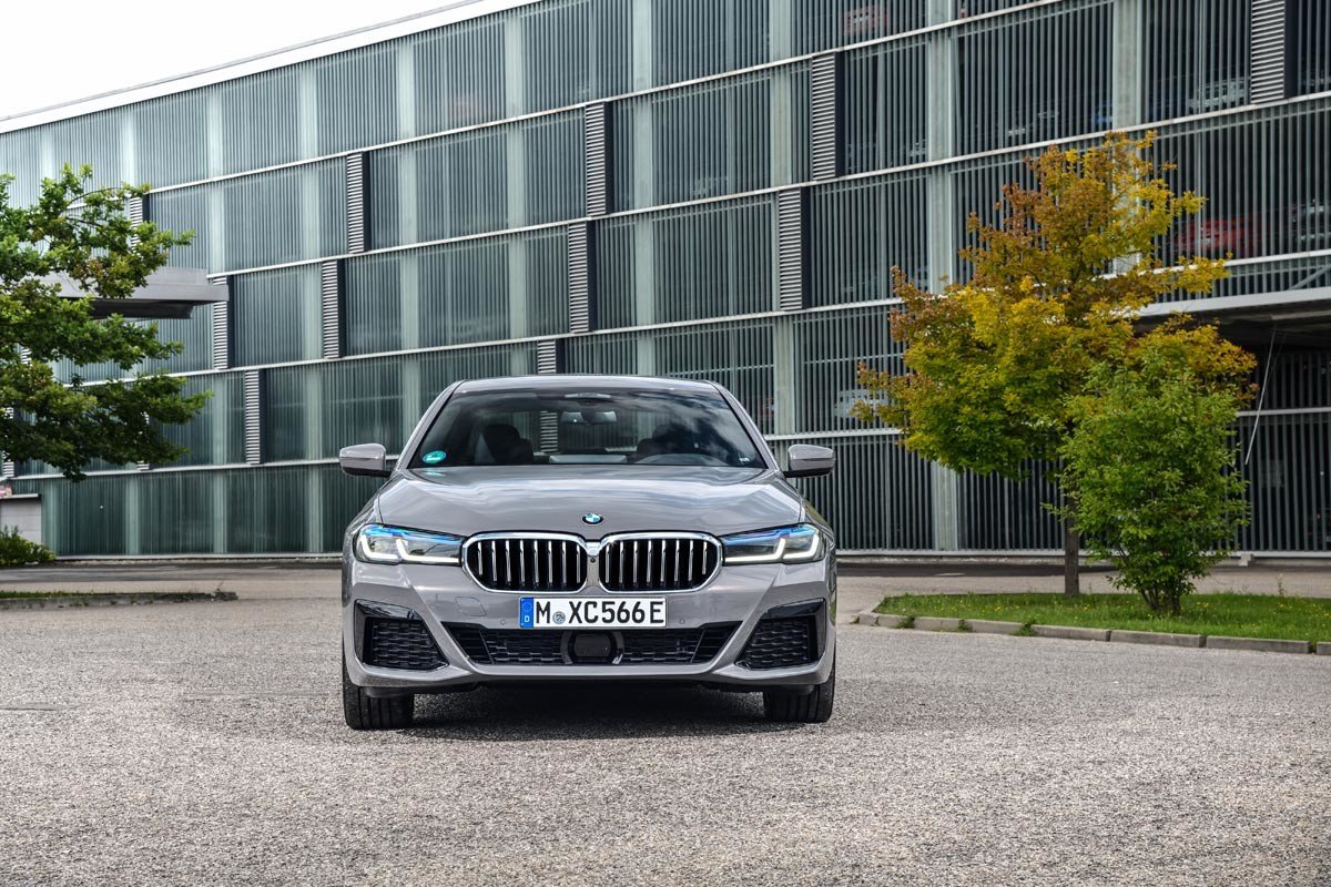 BMW 545e xDrive: el según motor híbrido enchufable para el Serie 5
