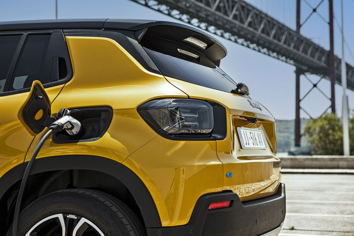 Jeep anuncia que lanzará cuatro SUV eléctricos de aquí al 2025