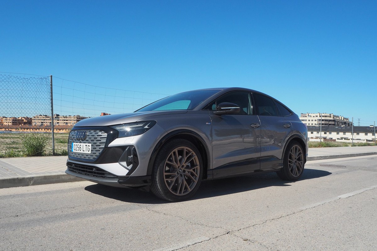 Prueba y opinión Audi Q4 e-tron ¿es mejor el Sportback? Análisis de interior y precio