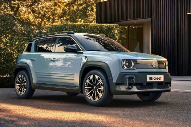 Renault cumple: así es la gama al completo del Renault 4 e-Tech por menos de 30.000 euros