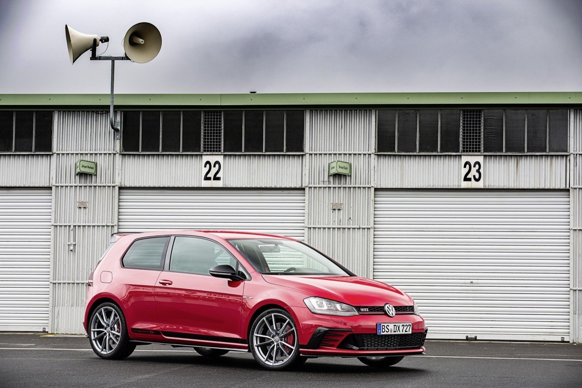 Nuevo Volkswagen Golf GTI Clubsport S: va de récord
