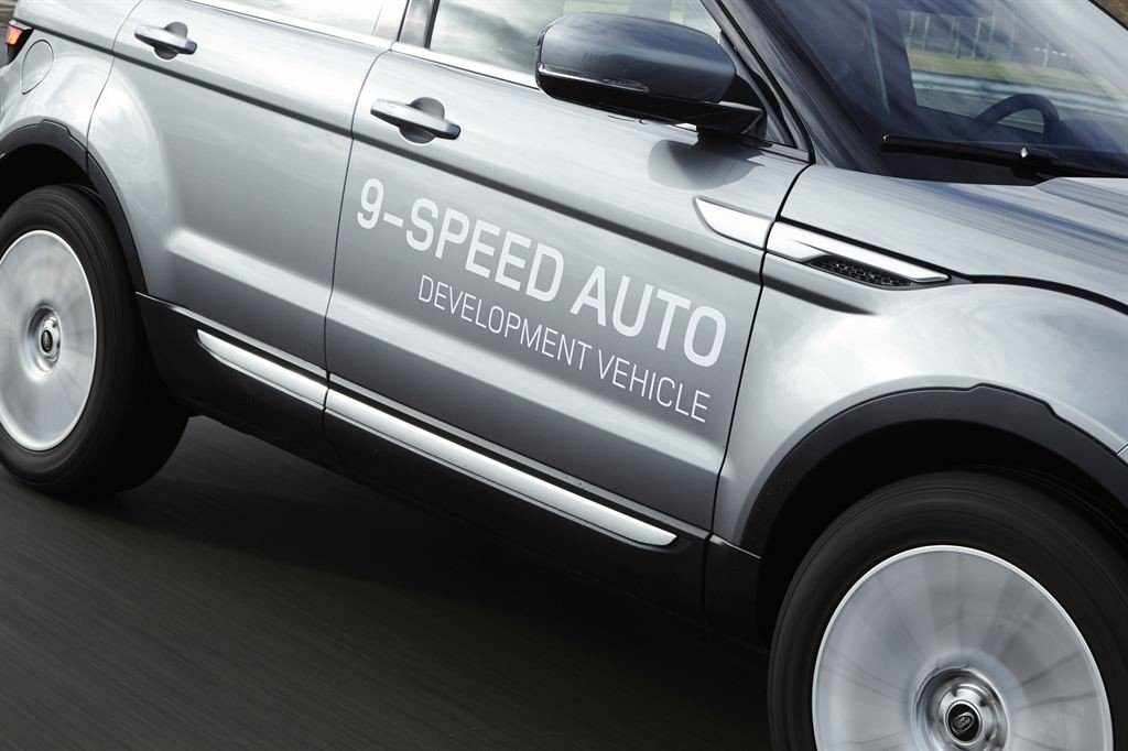 Range Rover Evoque con cambio automático de 9 velocidades