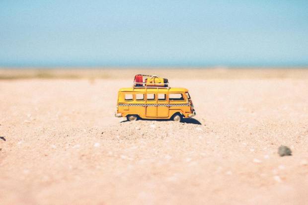 ¿Sabes cómo debes aparcar en la playa?