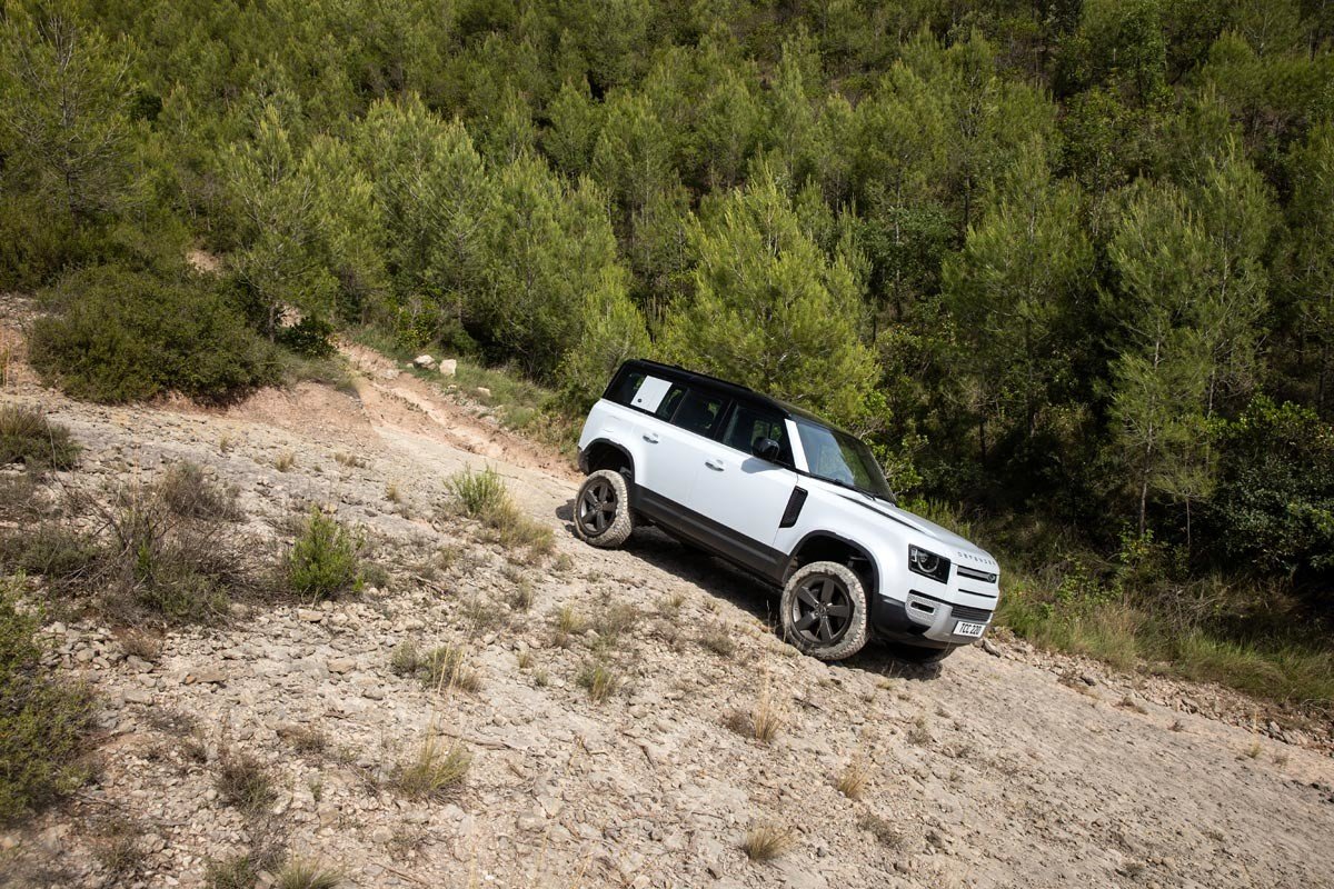 Prueba Land Rover Defender 110 PHEV: opinión, precio y autonomía