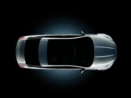 Nuevo Jaguar XJ 2010:sus primeras imágenes en acción