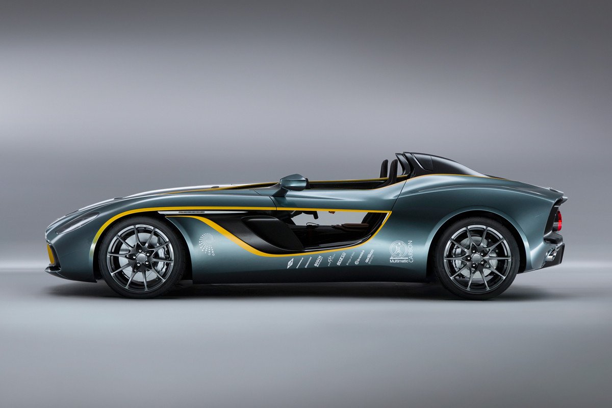 Aston Martin CC100 Speedster Concept: cumpleaños feliz