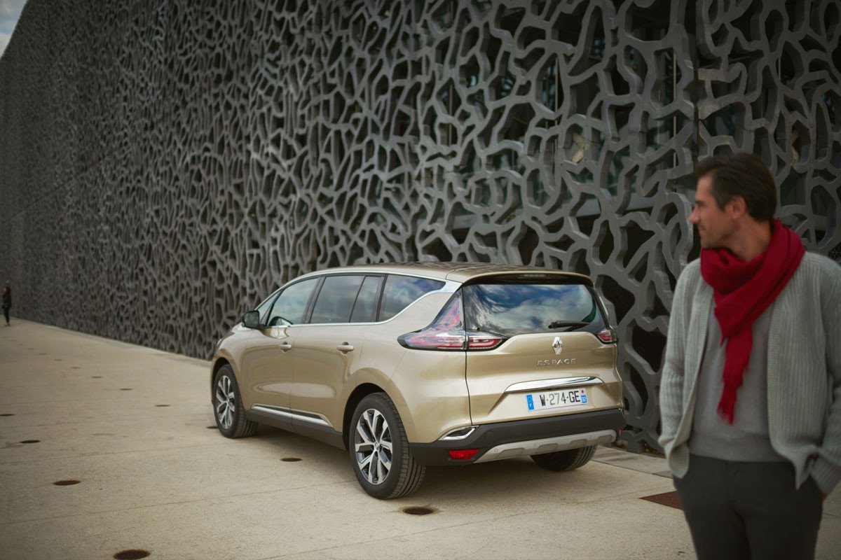 Nuevo Renault Espace, crossoverizando el monovolumen