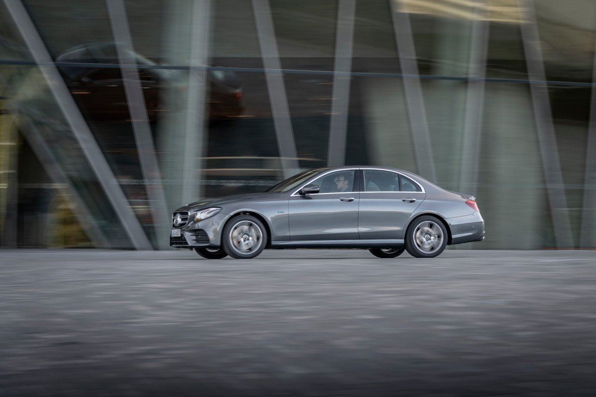 Nuevo híbrido enchufable Mercedes: Clase E 300 e