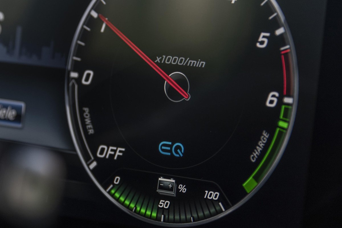 Nuevo híbrido enchufable Mercedes: Clase E 300 e