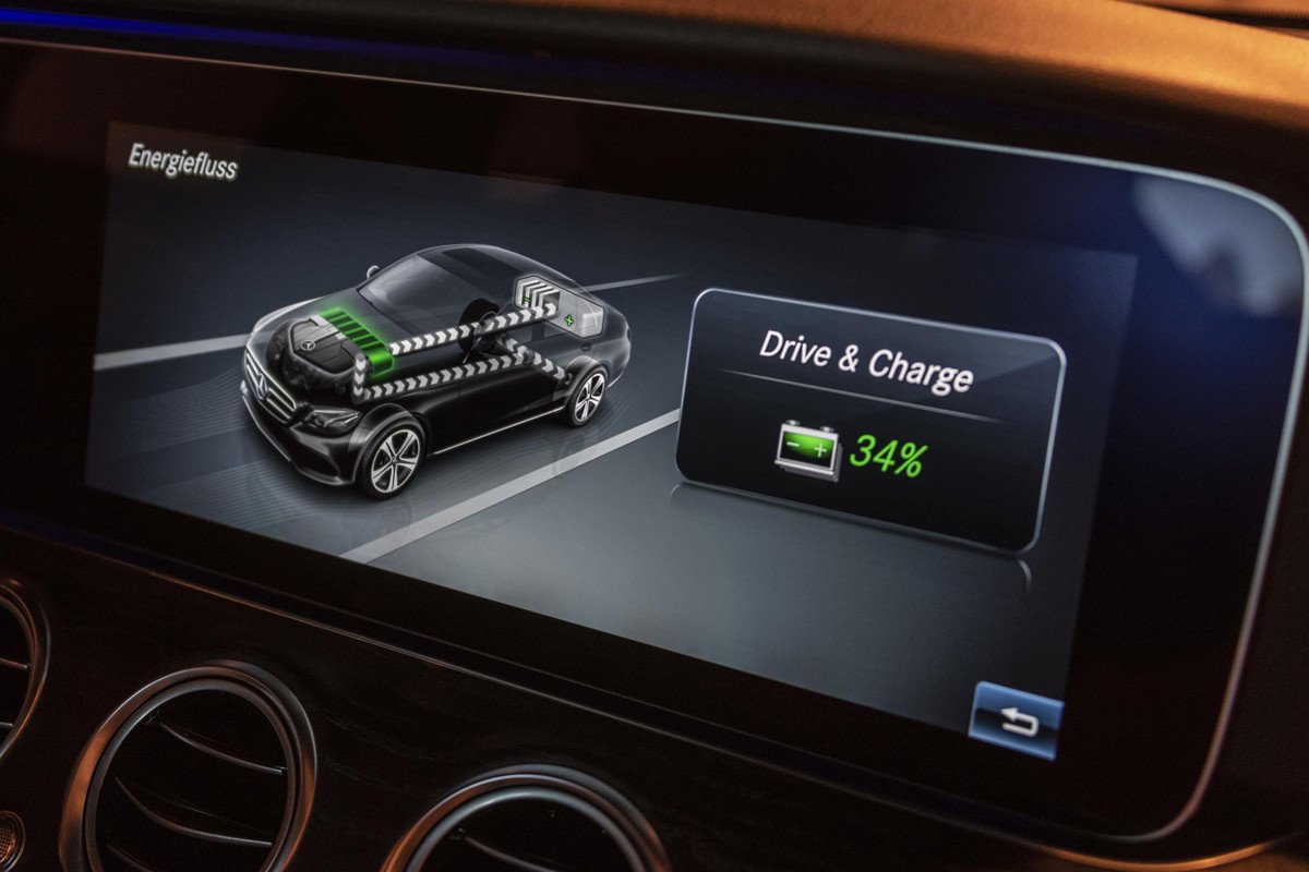 Nuevo híbrido enchufable Mercedes: Clase E 300 e