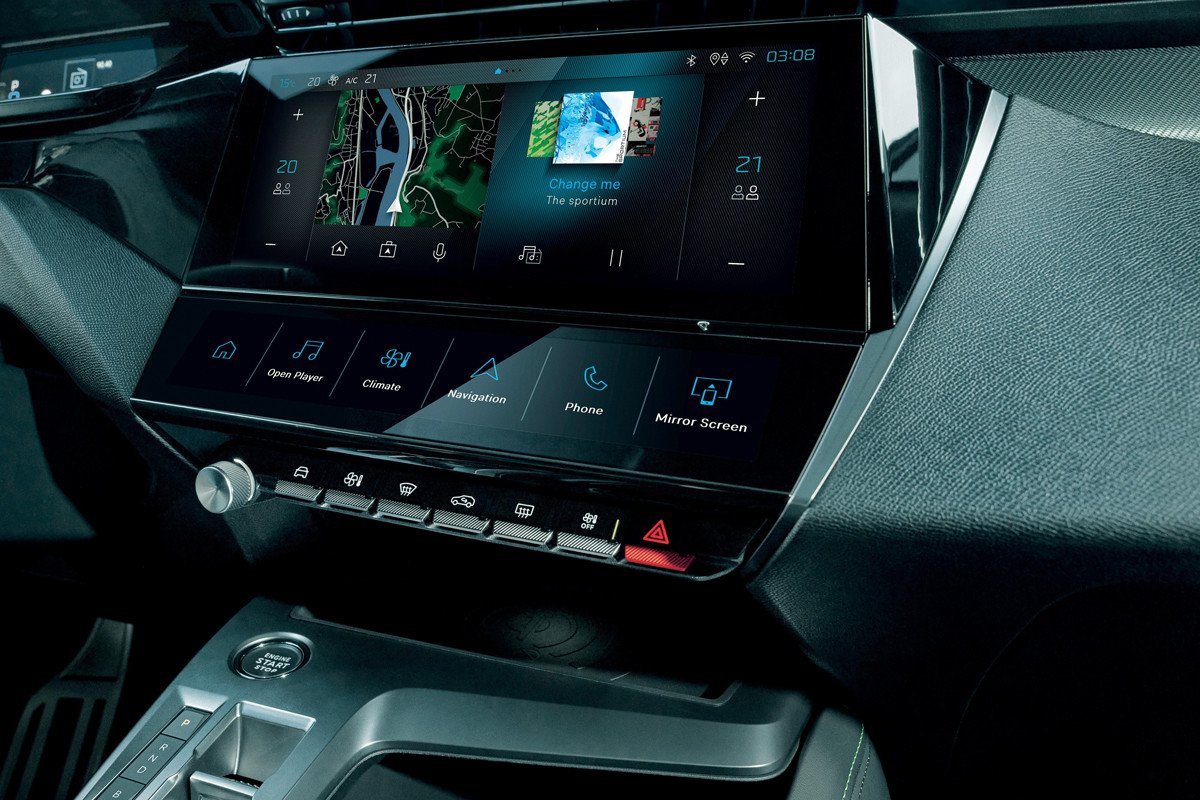 Nos sentamos en el nuevo Peugeot 408: adiós al formato SUV, viva la imaginación