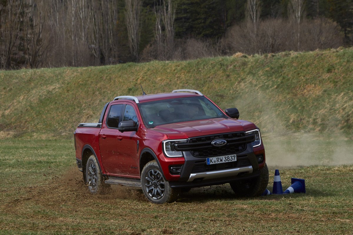Prueba Ford Ranger Wildtrak: opinión y precios de una pick up multiusos