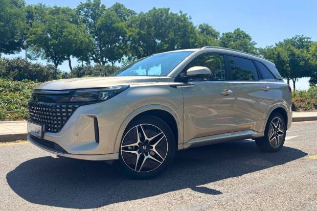 Prueba y opinión DFSK E5: El SUV de 7 plazas con etiqueta Cero por menos de 30.000 euros