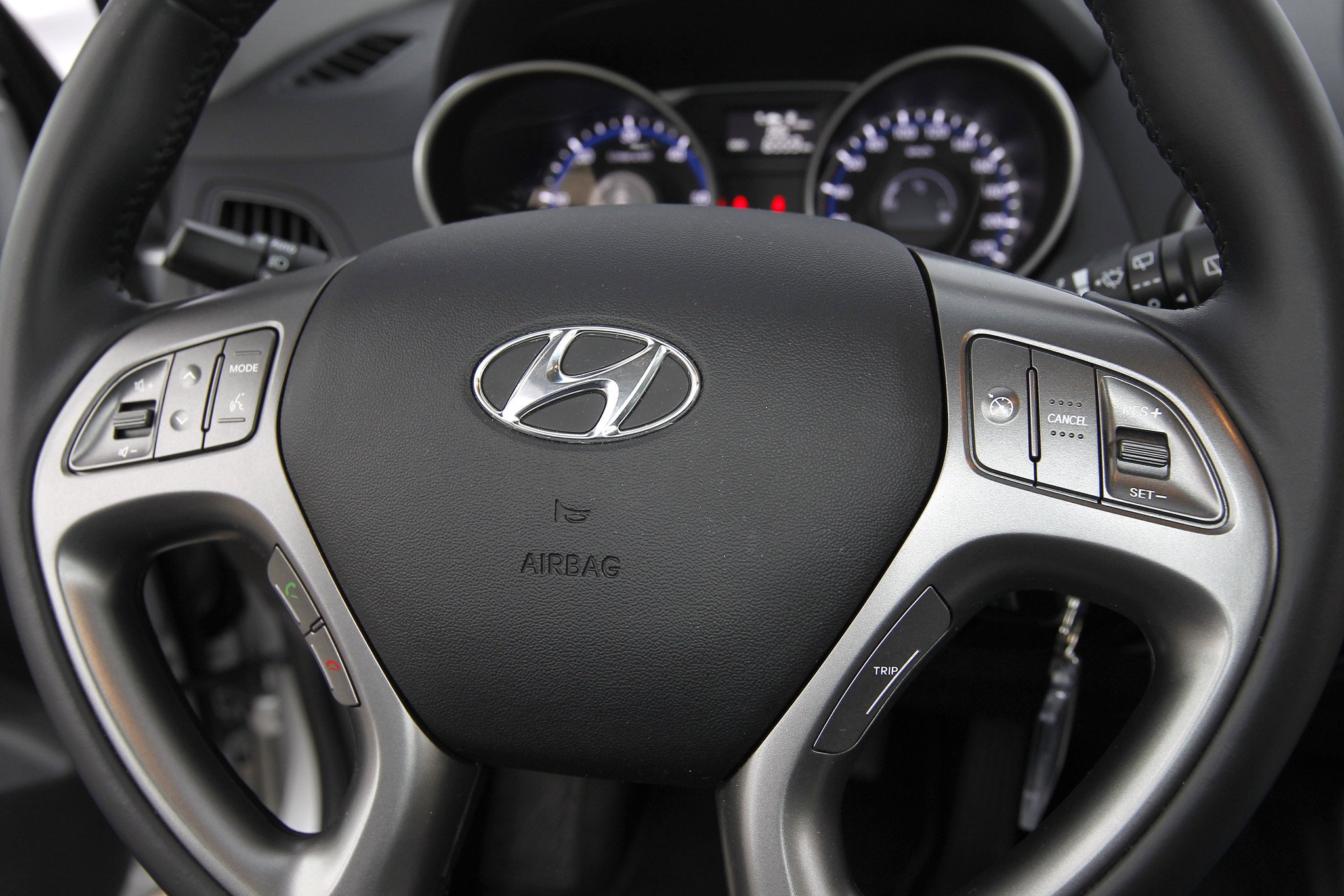 Prueba Hyundai ix35 1.7 CRDi vs 2.0 CRDi, ¿cuál compro?