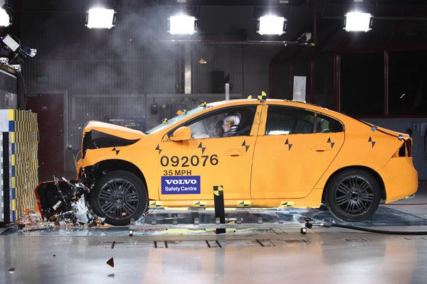 La contribución de los Dummies a la Seguridad Vial actual