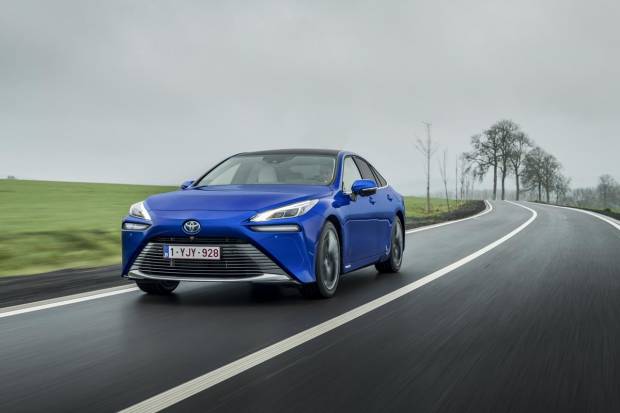 Nuevo Toyota Mirai: gama y precios del coche de hidrógeno