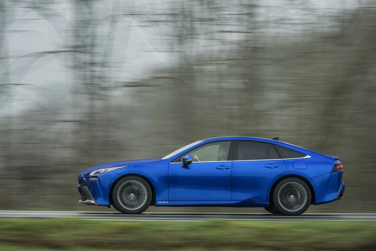 Nuevo Toyota Mirai: gama y precios del coche de hidrógeno