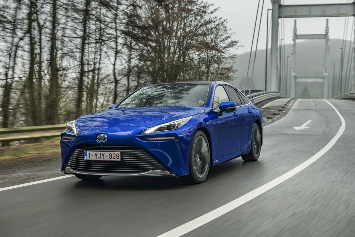Nuevo Toyota Mirai: gama y precios del coche de hidrógeno