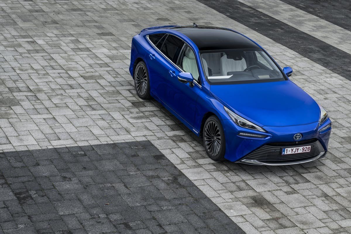Nuevo Toyota Mirai: gama y precios del coche de hidrógeno