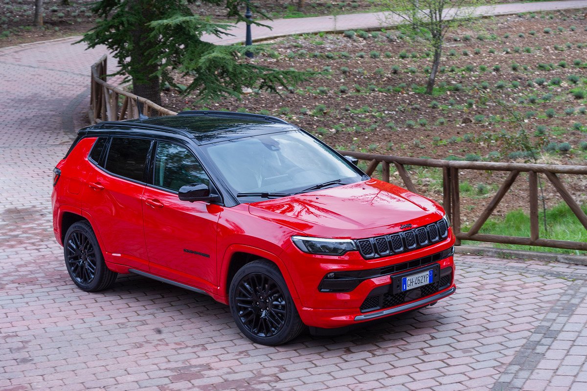 Prueba Jeep Compass y Renegade e-Hybrid: otra motorización híbrida para los SUV