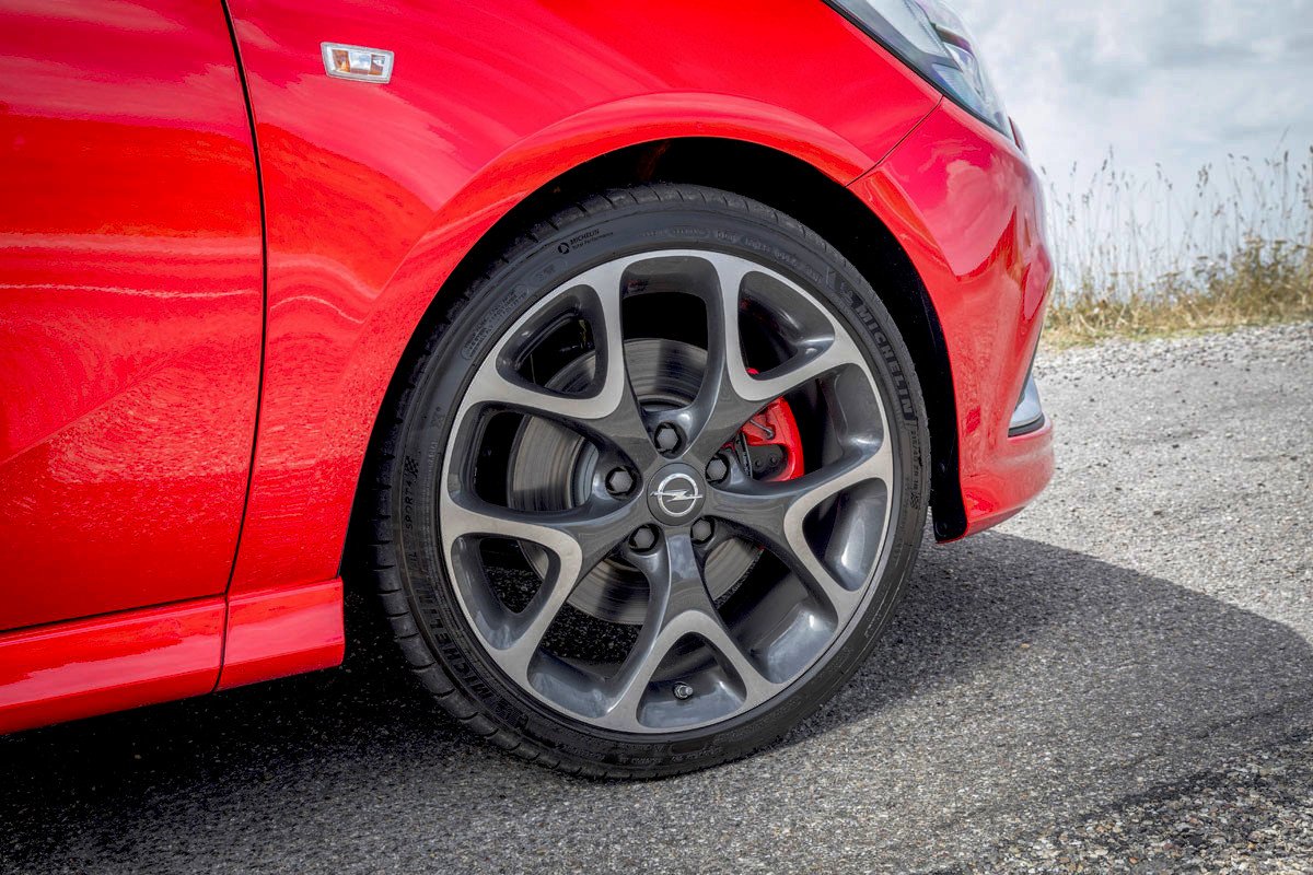 Prueba del nuevo Opel Corsa GSi, divertido y preciso