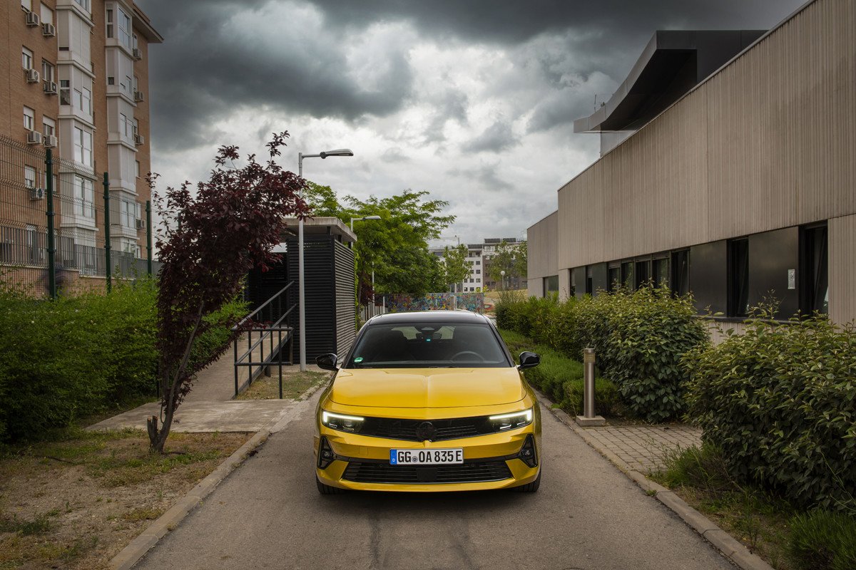 Prueba Opel Astra: análisis de gama y elegimos el mejor motor